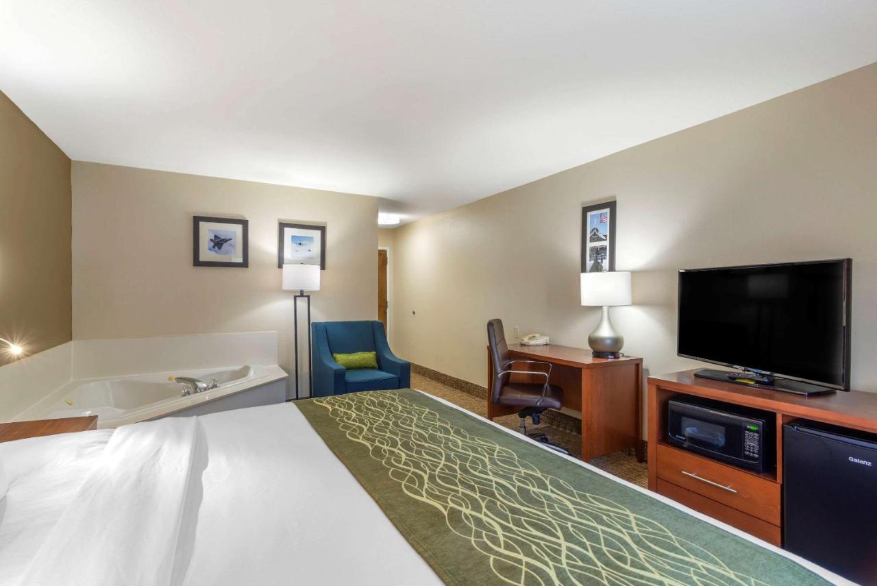 Comfort Inn & Suites - Near Robins Air Force Base Main Gate Warner Robins Exterior foto