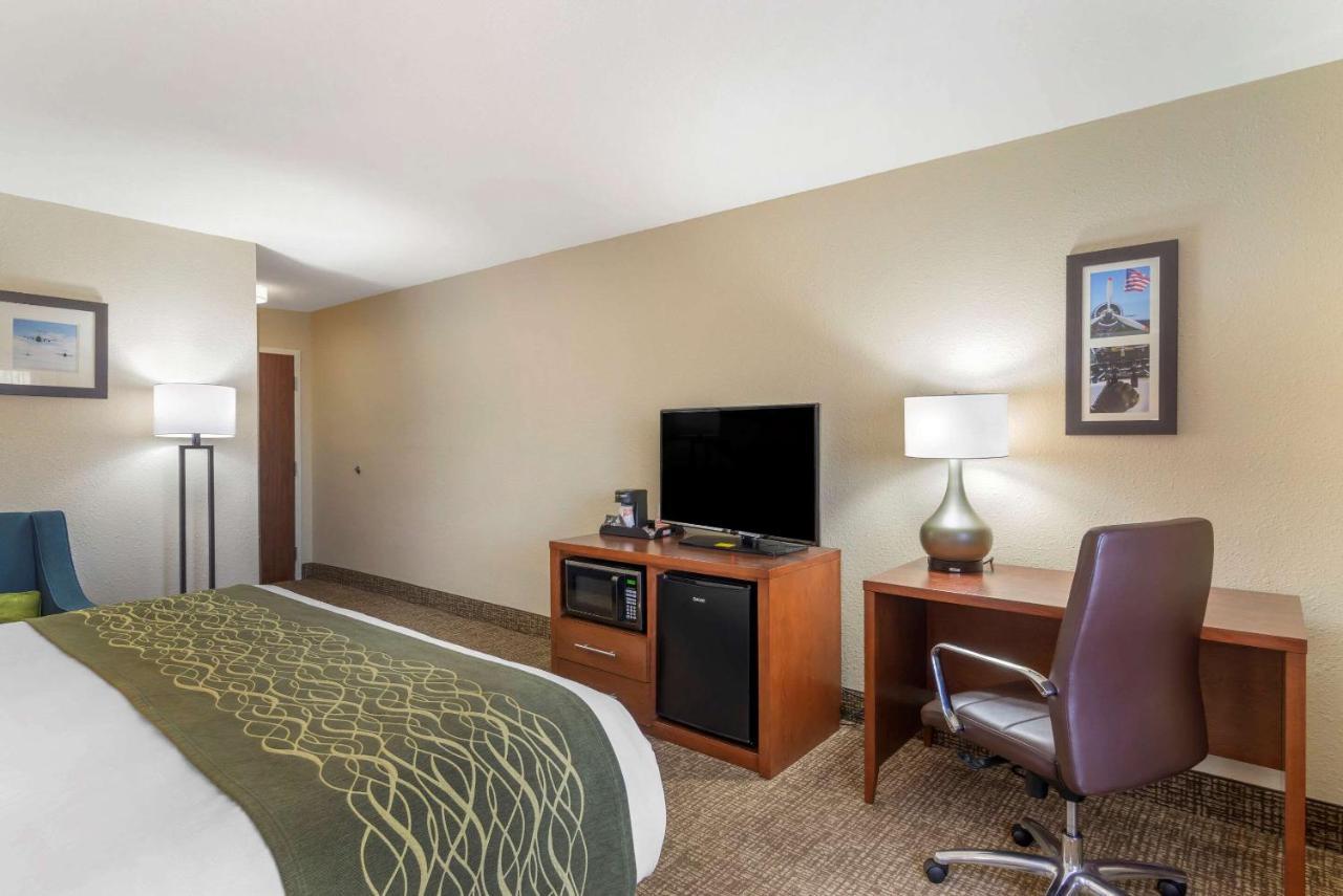 Comfort Inn & Suites - Near Robins Air Force Base Main Gate Warner Robins Exterior foto